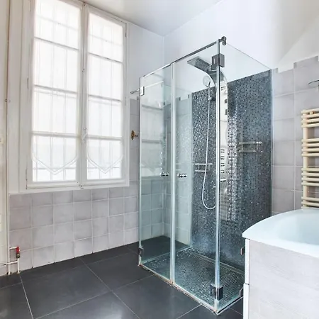 아파트 Bnbnook - Charming 2br - Steps From Opera & Galeries Lafayette 파리